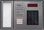 Codefon kaputelefon EVKT 800 központ + névtábla falon kív.,1 oszl. H